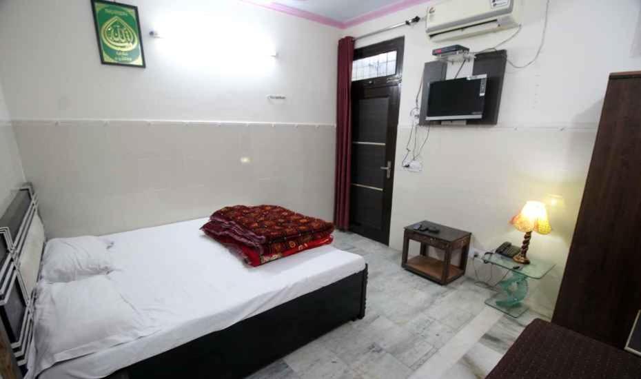 Central Guest House , Walk In Dargah & Markaz New Delhi Exteriör bild